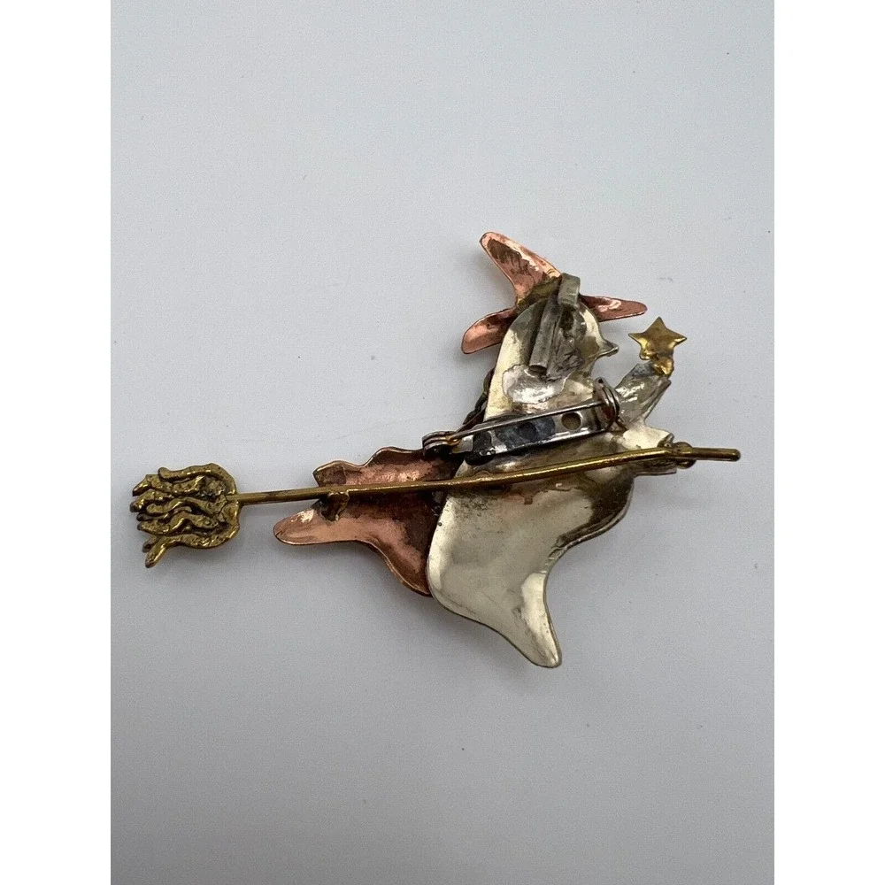 Vintage‎ Broomstick Brooch Halloween